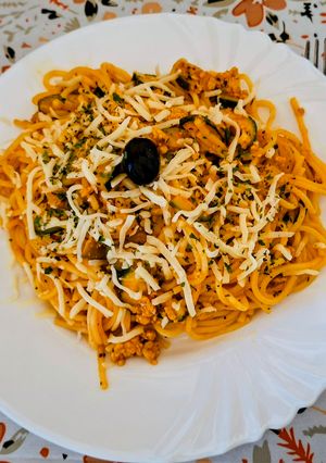 Cukkinis, gombàs bolognai spagetti 🍜🍜🍜🍜 recept fotója