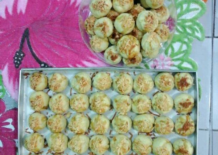 Bumbu Menyiapkan Nastar nyess Ala bunda deby, rasanya enak ky nastar mahal 😊😊 yang Enak Banget