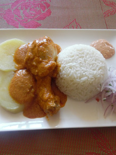 Una foto de Pollo en salsa de Maní | Estilo James Salaz