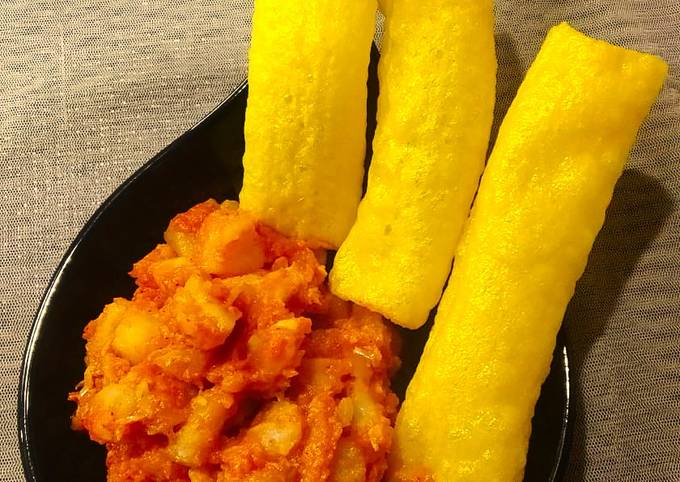 Garlic potatoes with finger fryums(bhungda bateka)
