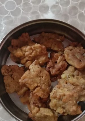 A picture of Mix pakoda.