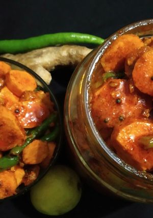 A picture of Turmeric-Ginger Pickle.