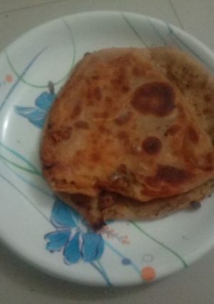 બટર પરાઠા(Butter Paratha Recipe in Gujarati) રેસીપી મુખ્ય ફોટો
