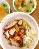 Hủ tiếu khô xá xíu