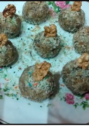 عکسی از دستور شیرینی گردویی