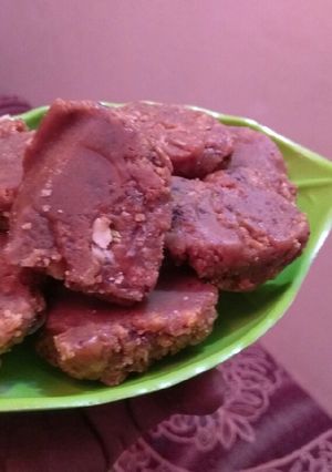 A picture of Ragi flour burfi.