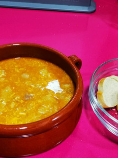 Una foto de Sopa de ajo
