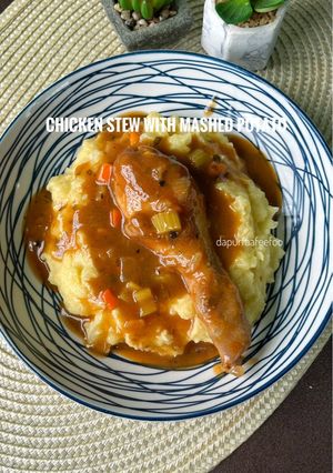 Gambar Chicken Stew with Mashed Potato