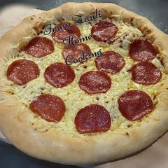 A picture of 🍕Cheese Stuffed Crust Pizza🍕.