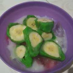 A picture of Es Pisang ijo Gampang.