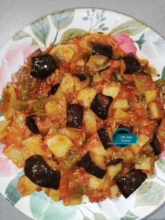 صورة لوصفة شكشوكة التركية بالباذنجان 🍆والفلفل والبطاطا 🥔👍👍👍
