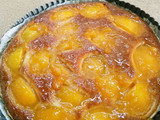 Tarta de melocotón con mermelada y almendra