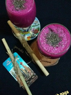 Foto resep Smoothies Pisang Buah Naga