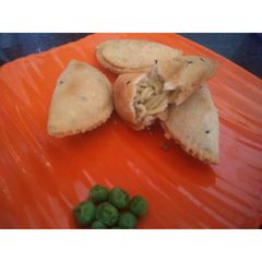 A picture of Noodle ghujiya.