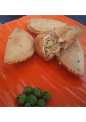 A picture of Noodle ghujiya.
