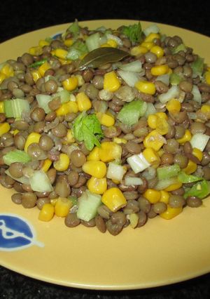 Foto principal de Ensalada de lentejas con maíz