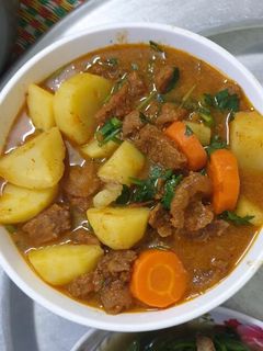 Hình của món Sốt vang.