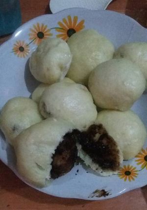 Foto resep Bakpao kukus magicom isi coklat
