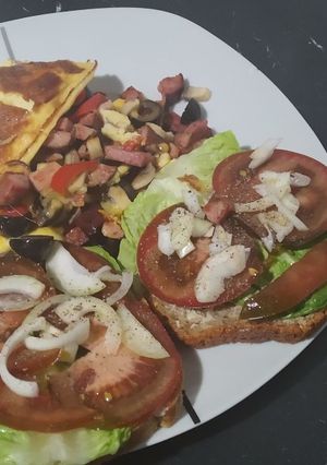 Zdjęcie przepisu Omlet głodomora ;).