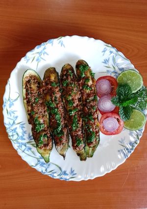 A picture of Zucchini boats.