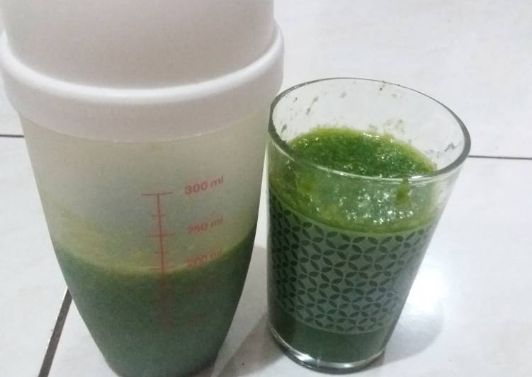 Langkah Mudah untuk Menyiapkan Juice hijau, Enak