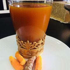 A picture of Pure turmeric drink.