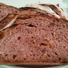 Redwine walnut cranberries sourdough A picture of Redwine walnut cranberries sourdough.