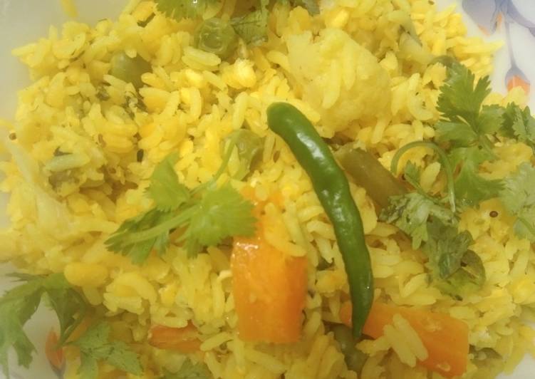 Step-by-Step Guide to Make Award-winning Moong Dal Khichdi With Vegetables