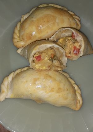 Una foto de 🥟Empanadas de pollo🥟