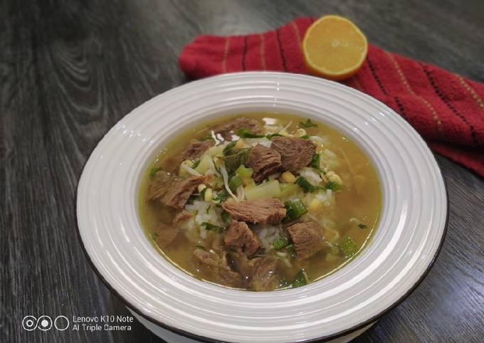 Soto Daging Kuah Bening