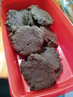 Una foto de Galletitas con pulpa de almendras y cacao amargo y sin azúcar 😍