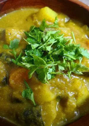 A picture of Vegetable Curry Casserole.