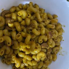 A picture of Chicken macroni.