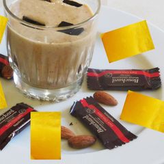 A picture of Chilled Pineapple smoothie.