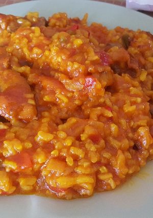 Una foto de Paella de pollo fácil y rica de la Brigada Espartana