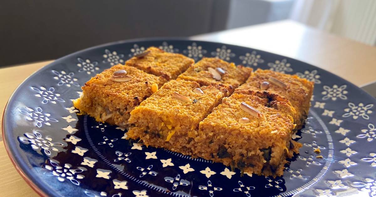 Butternut squash/pumpkin baked Kibbeh Lebanese meatless kibbeh (step