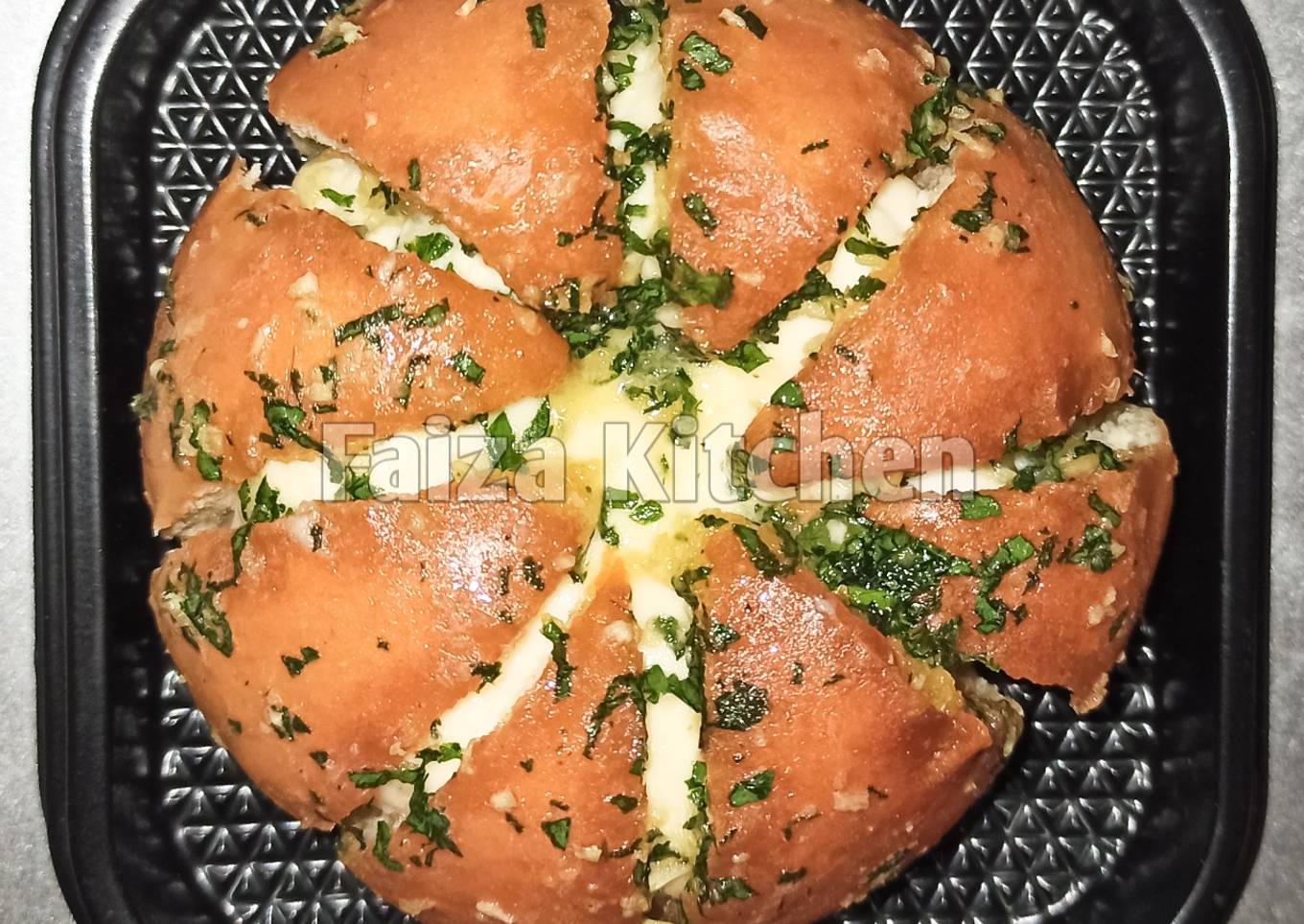 Korean Garlic Chesee Bread