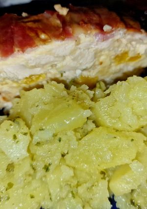 Őzgerincben sült baconos csirkemell recept fotója
