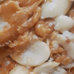 A picture of Mungfli ki papdi.