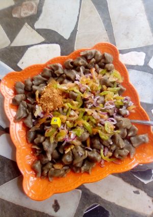 Dan wake alkama da rogo da garin wake ainihin hoton girkin
