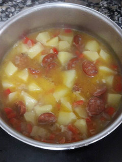 Una foto de Patatas a la riojana