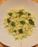Ensalada cruda de coliflor y brócolis
