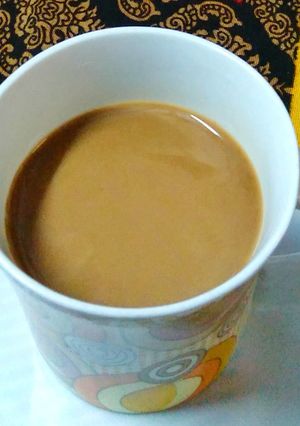 দুধ চা (doodh chaa recipe in bengali) রেসিপির প্রধান ছবি