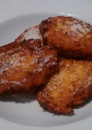 Una foto de Buñuelos de plátano (plátano macho)