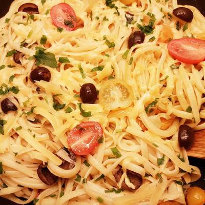 Pasta Mediterránea Receta de Norđurland- Cookpad