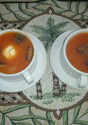 Una foto de Crema de tomate fácil