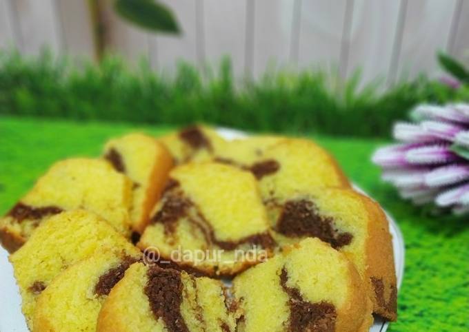 Cara Gampang Membuat Bolu Singkong Marmer Anti Gagal