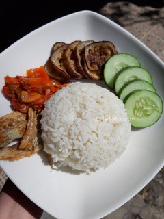 Foto resep NASI IKAN ASIN & SAMBEL PECAK