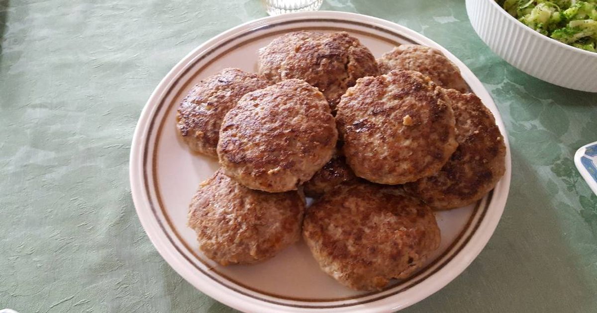 Frikadele/Meatballs From Germany Traditional Kitchen Recipe By Tizz
