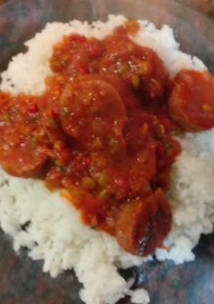 Una foto de Chorizos a la pomarola